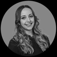 Paula Pralus headshot